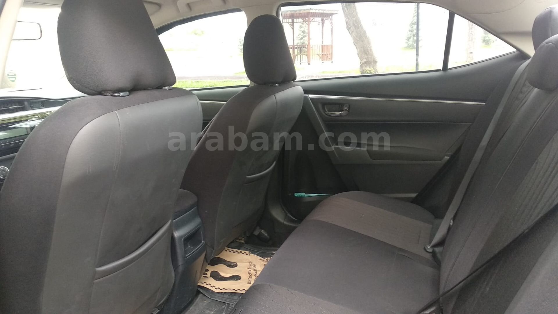 Sahibinden Toyota Corolla 1.33 Life 2015 Model Aksaray 135.000 km Beyaz 4
