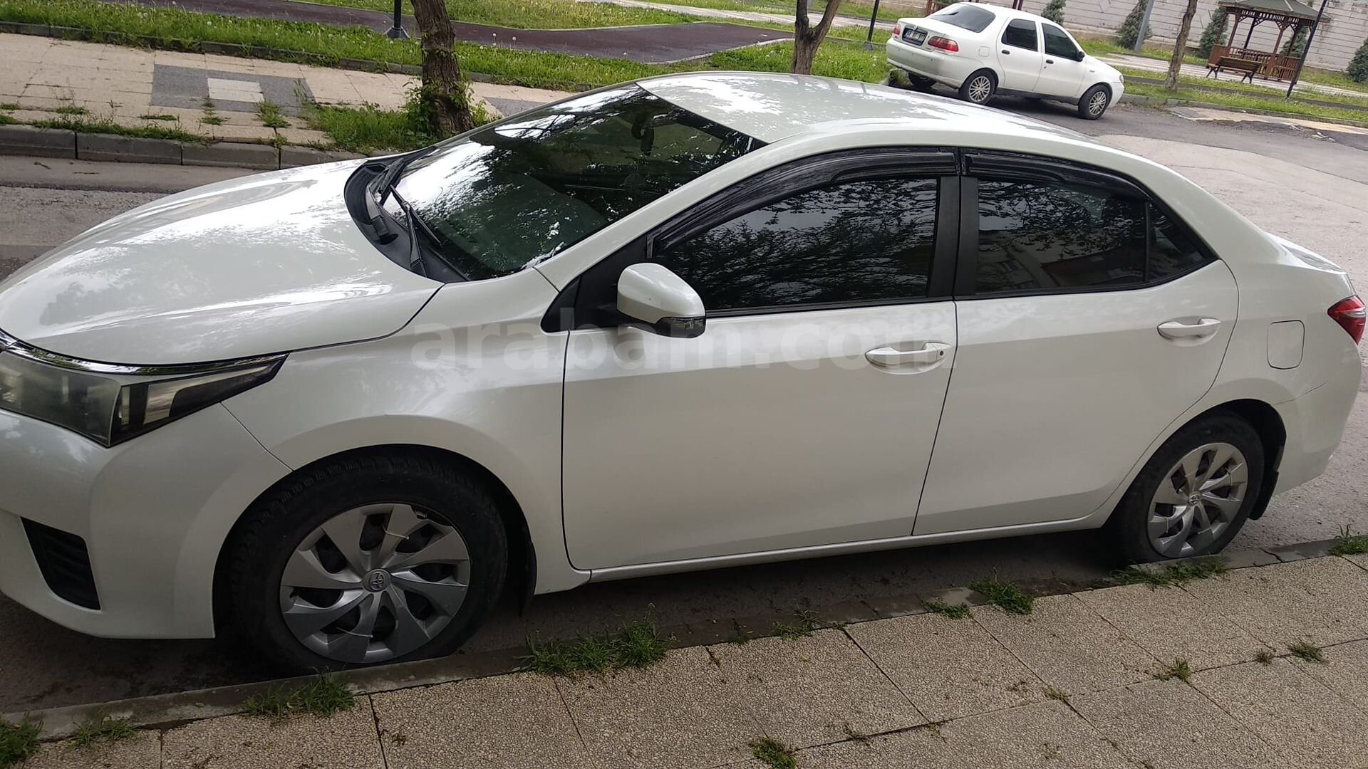Sahibinden Toyota Corolla 1.33 Life 2015 Model Aksaray 135.000 km Beyaz 7
