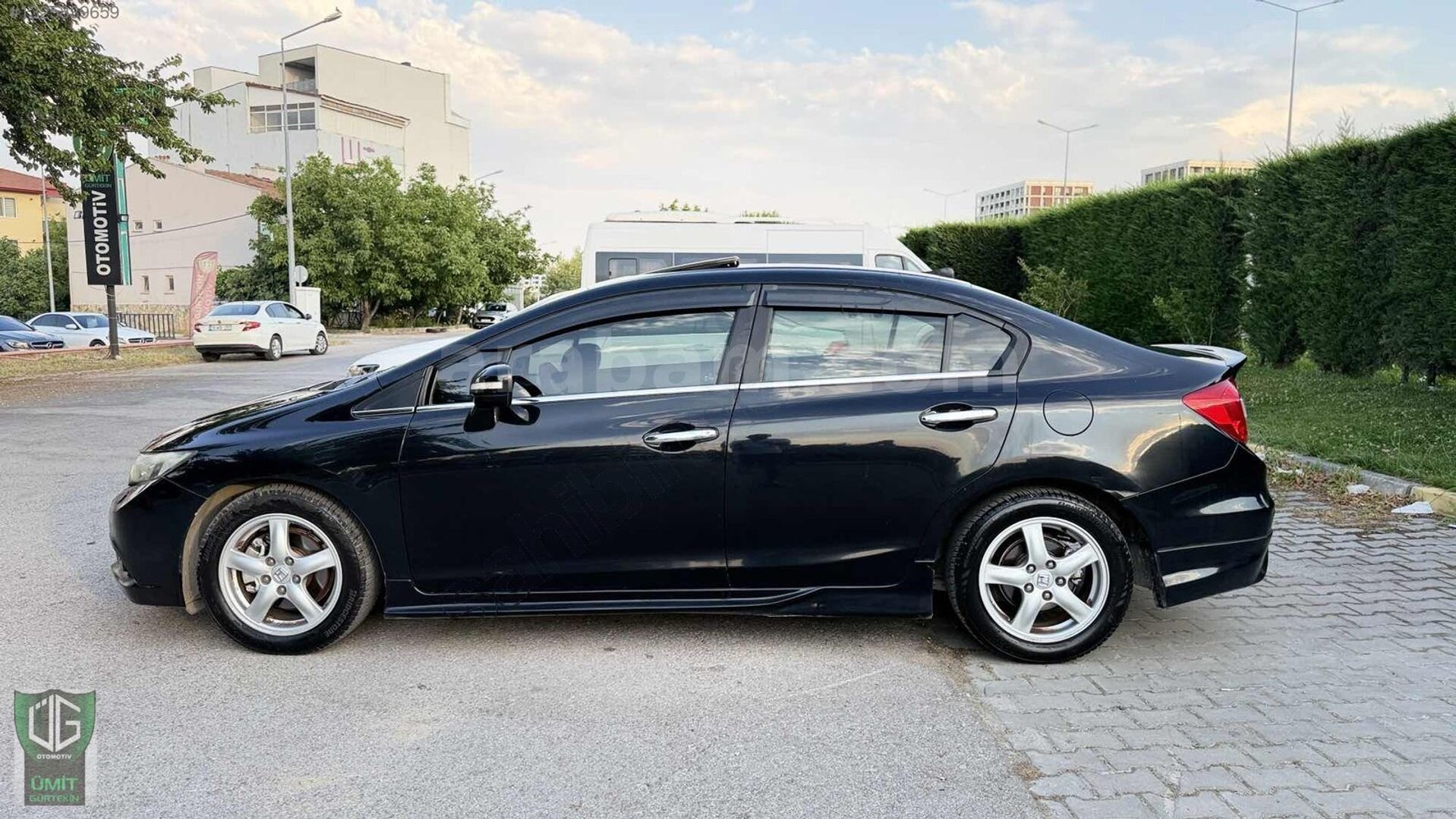 Galeriden Honda Civic 1.6i VTEC Eco Elegance 2012 Model Balıkesir 207.000 km Siyah 4