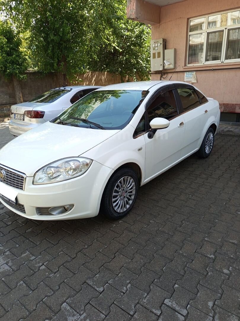 Sahibinden Fiat Linea 1.3 Multijet Active Plus 2015 Model Batman 285.000 km Beyaz 2