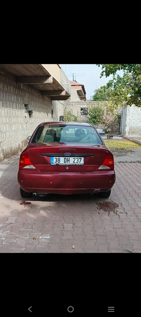 Sahibinden Ford Focus 1.6 Ambiente 2000 Model Kayseri 272.000 km Kırmızı 2