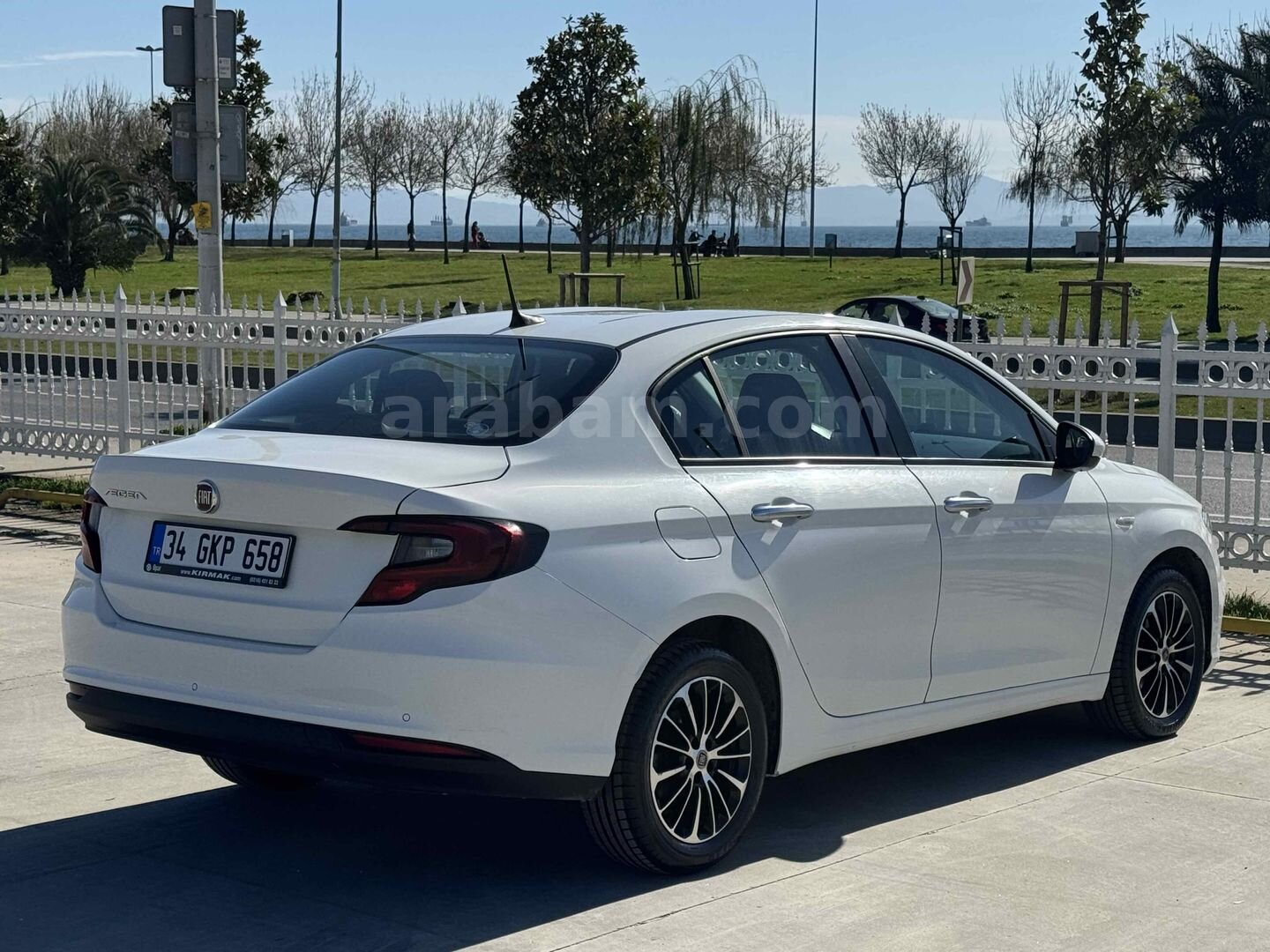 Sahibinden Fiat Egea 1.6 Multijet Urban 2023 Model İstanbul 70.000 km Beyaz 3