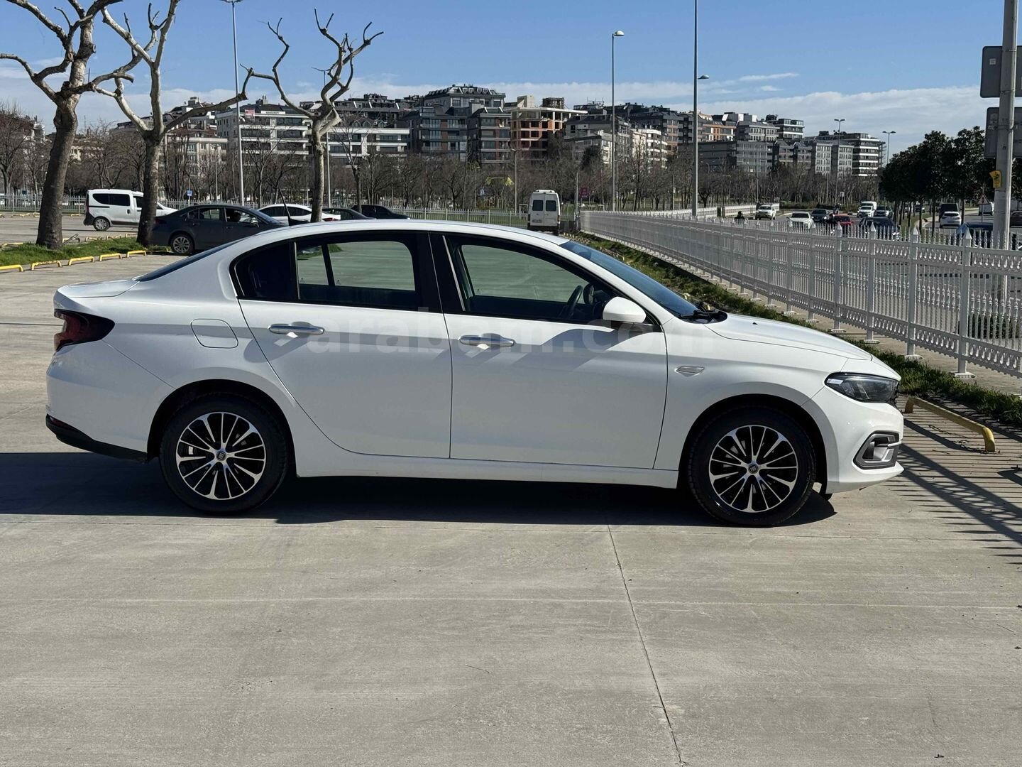 Sahibinden Fiat Egea 1.6 Multijet Urban 2023 Model İstanbul 70.000 km Beyaz 2