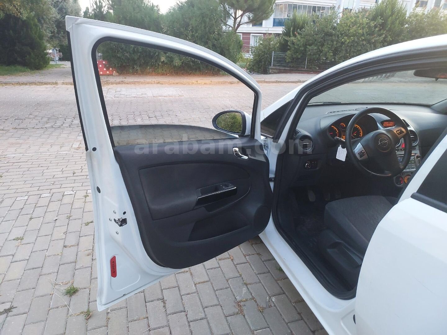 Sahibinden Opel Corsa 1.3 CDTI Active 2013 Model Aydın 124.000 km Beyaz 3