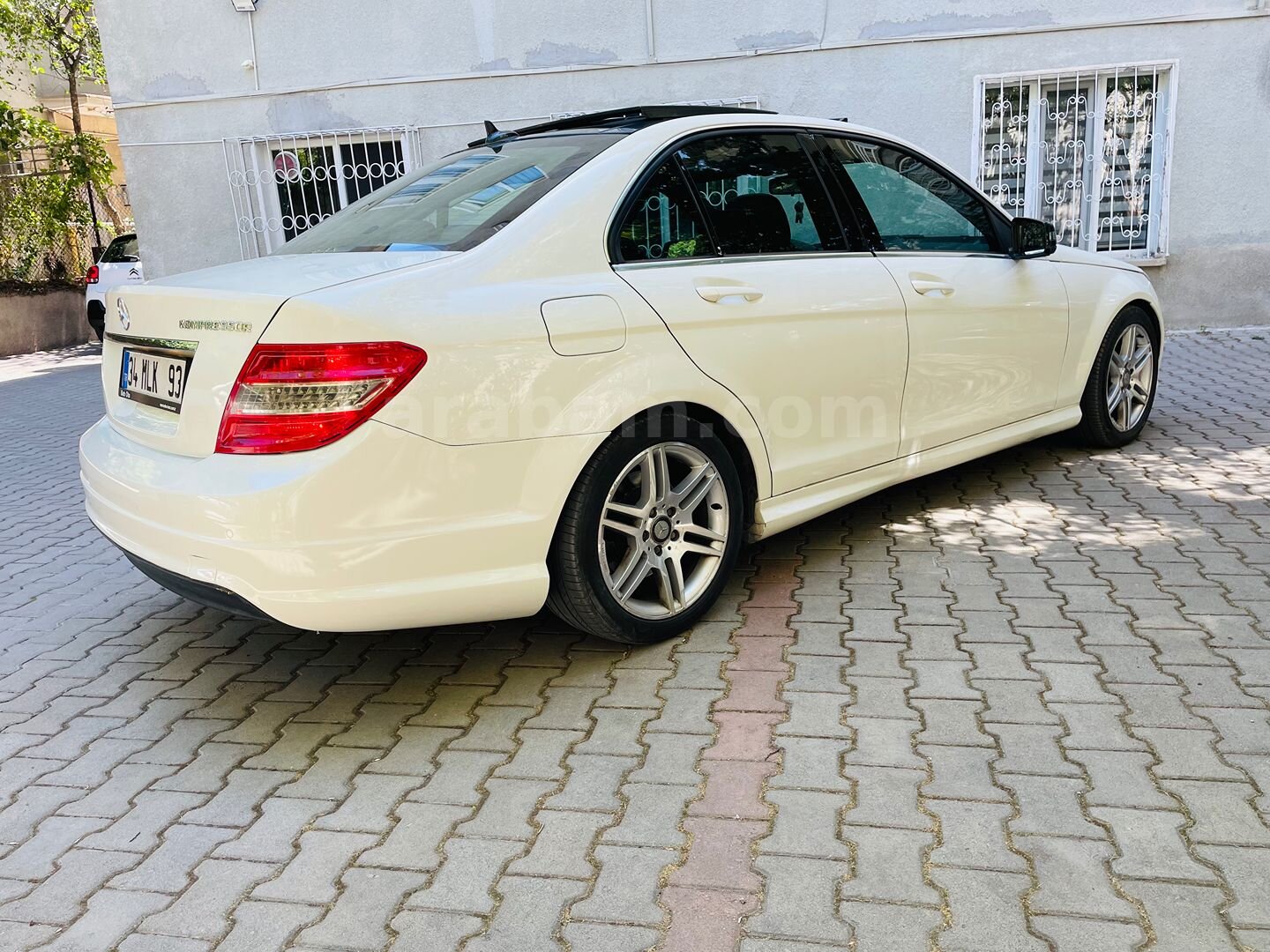 Sahibinden Mercedes - Benz C 180 Kompressor BlueEfficiency AMG 2010 Model Ankara 333.000 km Beyaz 5