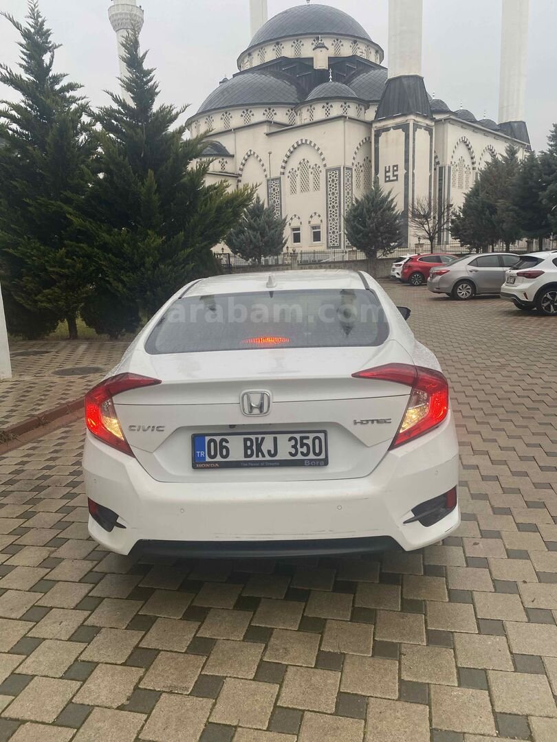 Sahibinden Honda Civic 1.6i DTEC Elegance 2018 Model Ankara 100.000 km Beyaz 5