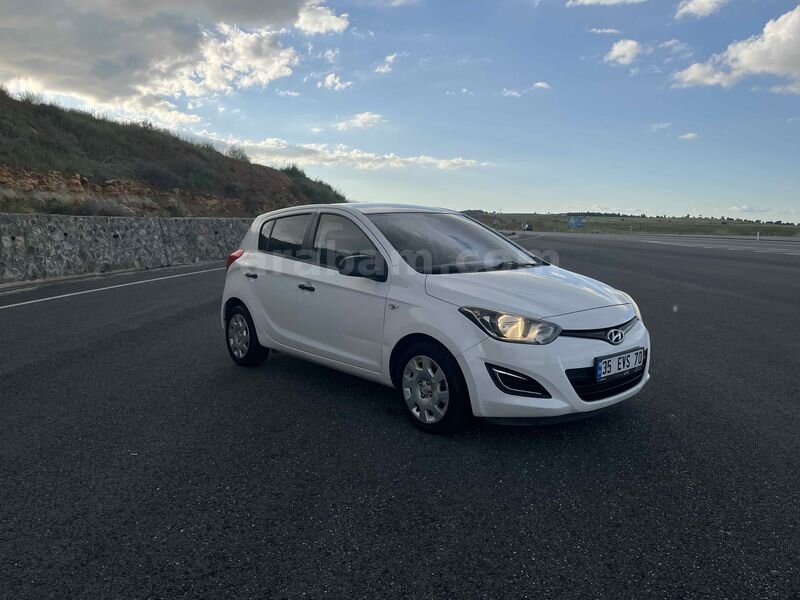 Sahibinden Hyundai i20 1.2 D-CVVT Jump 2012 Model Konya 125.500 km Beyaz