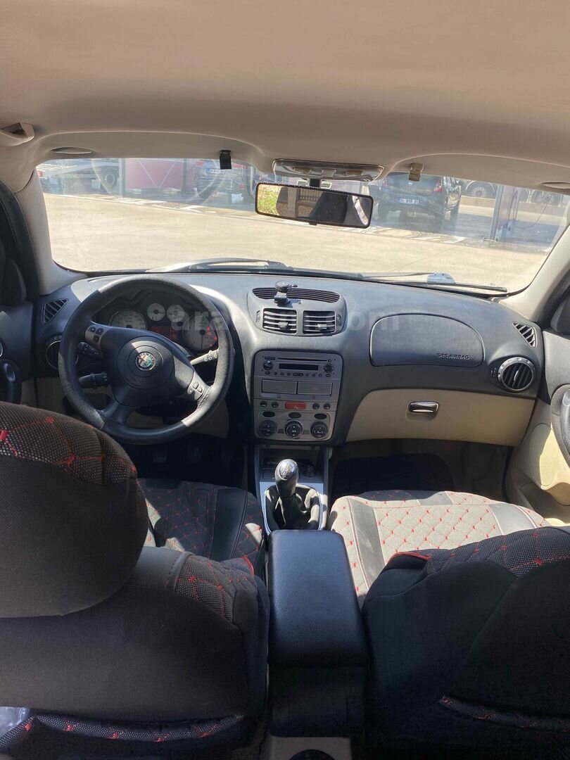 Sahibinden Alfa Romeo 147 1.6 TS Black Line 2005 Model Bursa 190.000 km Siyah 7
