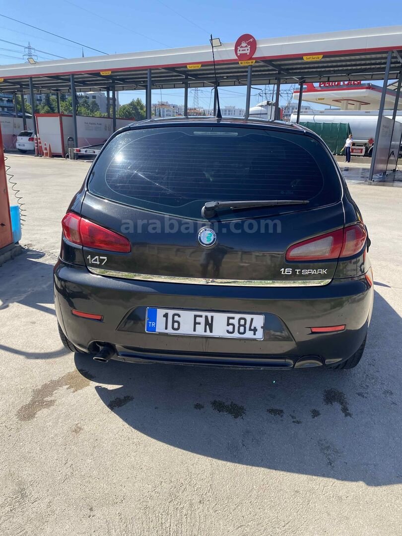 Sahibinden Alfa Romeo 147 1.6 TS Black Line 2005 Model Bursa 190.000 km Siyah 6