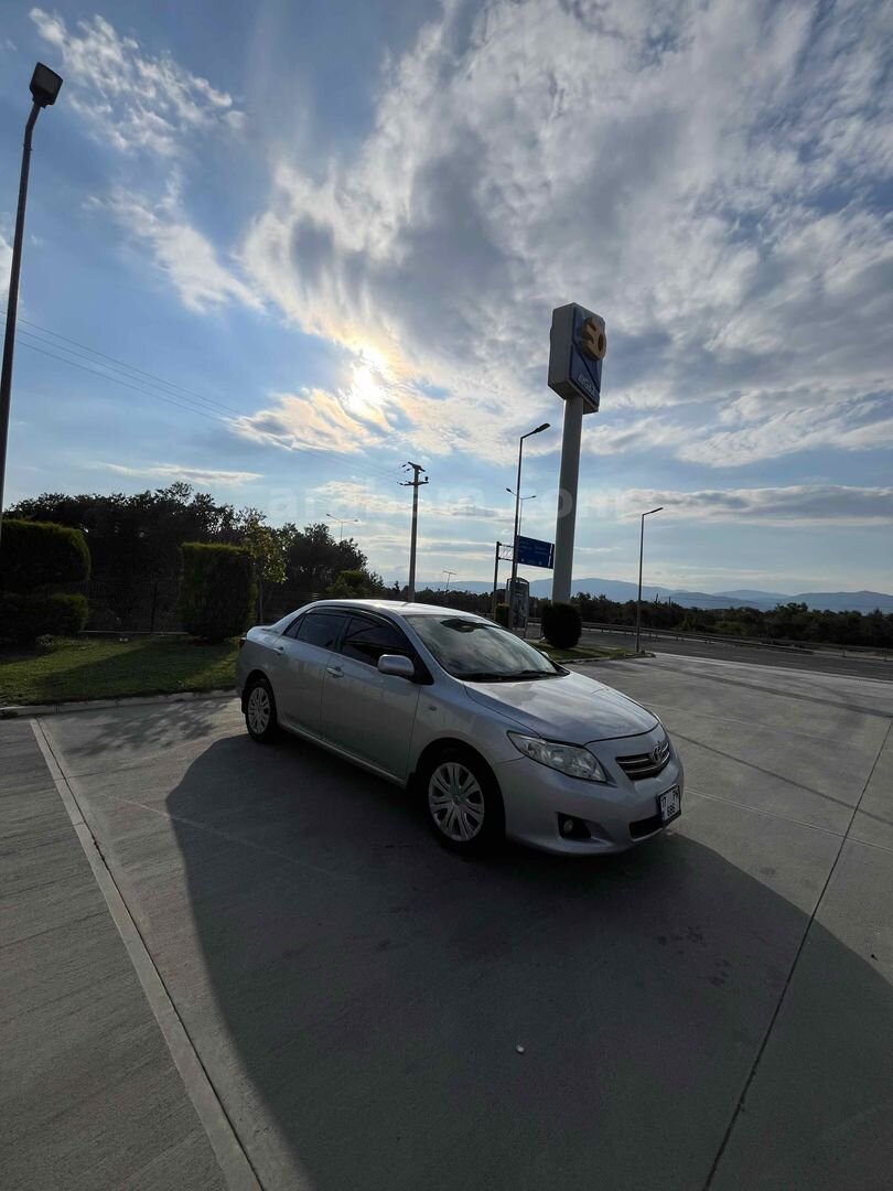 Sahibinden Toyota Corolla 1.4 D-4D Comfort 2009 Model Balıkesir 320.000 km Gri (Gümüş) 6