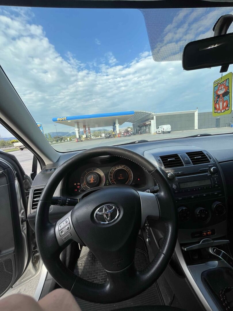 Sahibinden Toyota Corolla 1.4 D-4D Comfort 2009 Model Balıkesir 320.000 km Gri (Gümüş) 2
