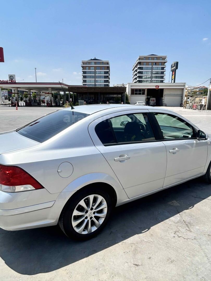 Sahibinden Opel Astra 1.3 CDTI Enjoy 111.Yıl 2012 Model Balıkesir 223.000 km Gri (metalik) 4