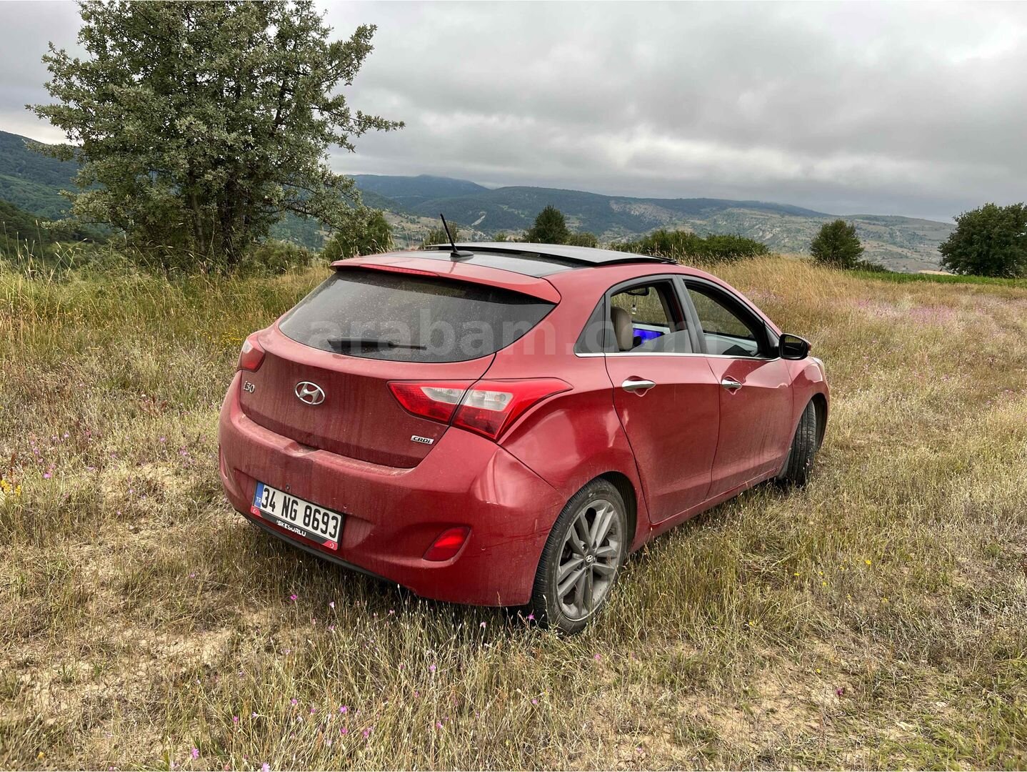 Sahibinden Hyundai i30 1.6 CRDi Elite 2015 Model İstanbul 207.500 km Kırmızı 5
