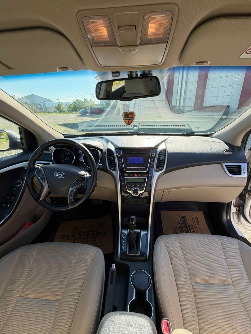 Sahibinden Hyundai i30 1.6 GDI Style 2012 Model Manisa 116.000 km Beyaz 5