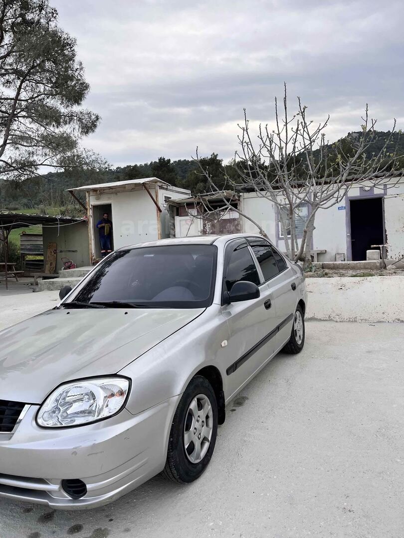 Sahibinden Hyundai Accent 1.3 Admire 2005 Model Adana 270.000 km Gri 3