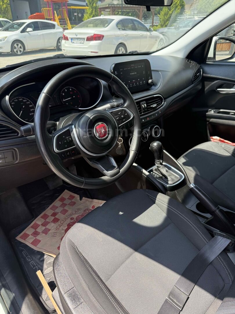 Sahibinden Fiat Egea 1.6 Multijet Urban 2022 Model Mersin 99.000 km Beyaz 4