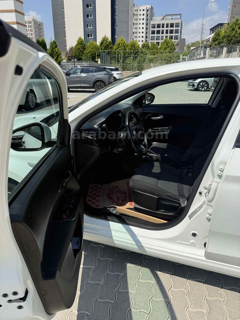 Sahibinden Fiat Egea 1.6 Multijet Urban 2022 Model Mersin 99.000 km Beyaz 3
