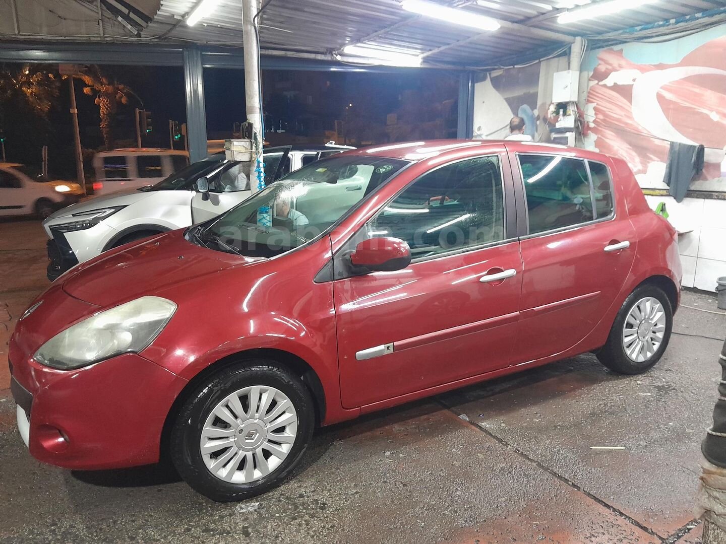 Sahibinden Renault Clio 1.2 Tom Edition 2010 Model İzmir 200.300 km Bordo 5
