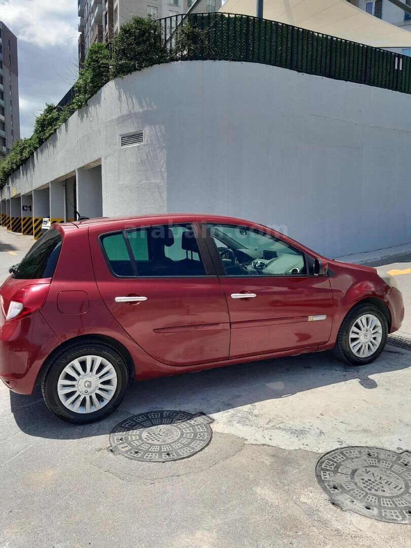 Sahibinden Renault Clio 1.2 Tom Edition 2010 Model İzmir 200.300 km Bordo 2