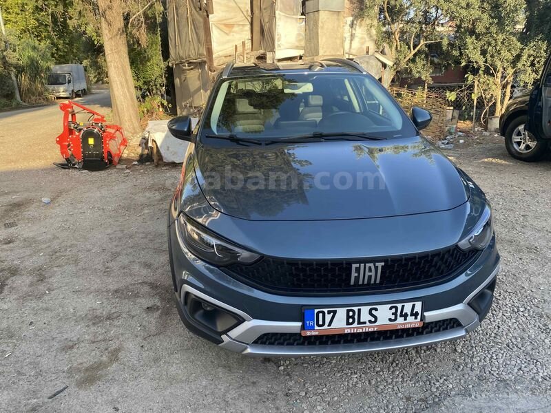 Sahibinden Fiat Egea 1.6 Multijet Lounge 2023 Model Antalya 67.000 km Mavi (metalik)
