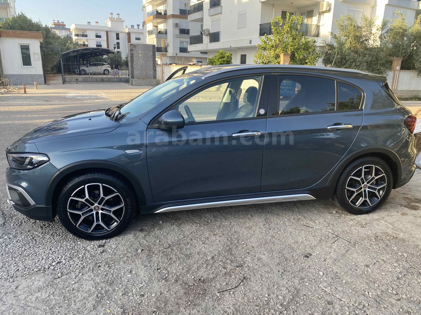 Sahibinden Fiat Egea 1.6 Multijet Lounge 2023 Model Antalya 67.000 km Mavi (metalik) 2