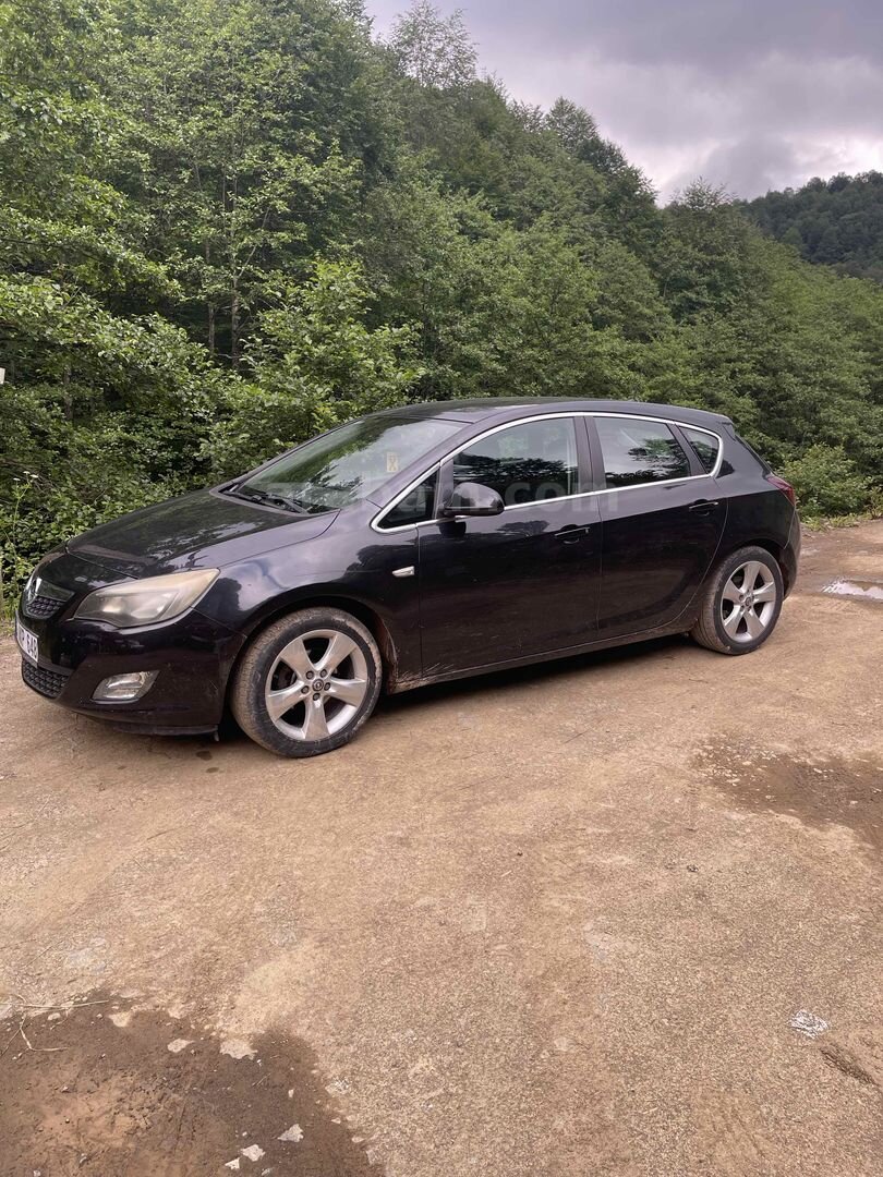 Sahibinden Opel Astra 1.3 CDTI Sport 2012 Model Trabzon 173.000 km Siyah 5