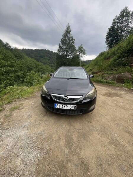Sahibinden Opel Astra 1.3 CDTI Sport 2012 Model Trabzon 173.000 km Siyah
