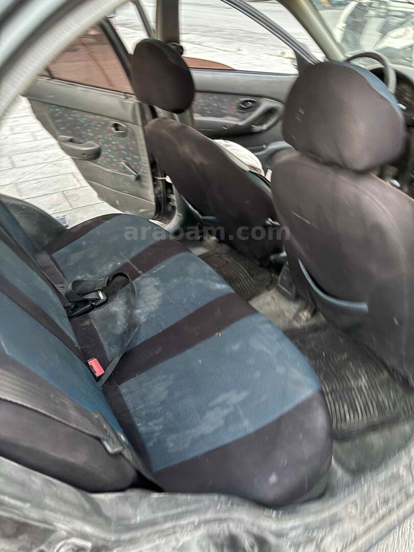 Sahibinden Hyundai Accent 1.5 GLS 1999 Model Kayseri 244.000 km Füme 6