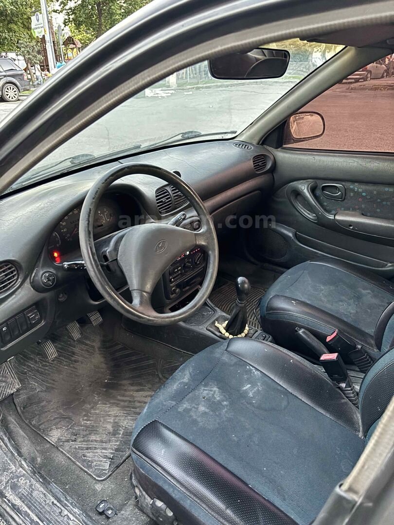 Sahibinden Hyundai Accent 1.5 GLS 1999 Model Kayseri 244.000 km Füme 5