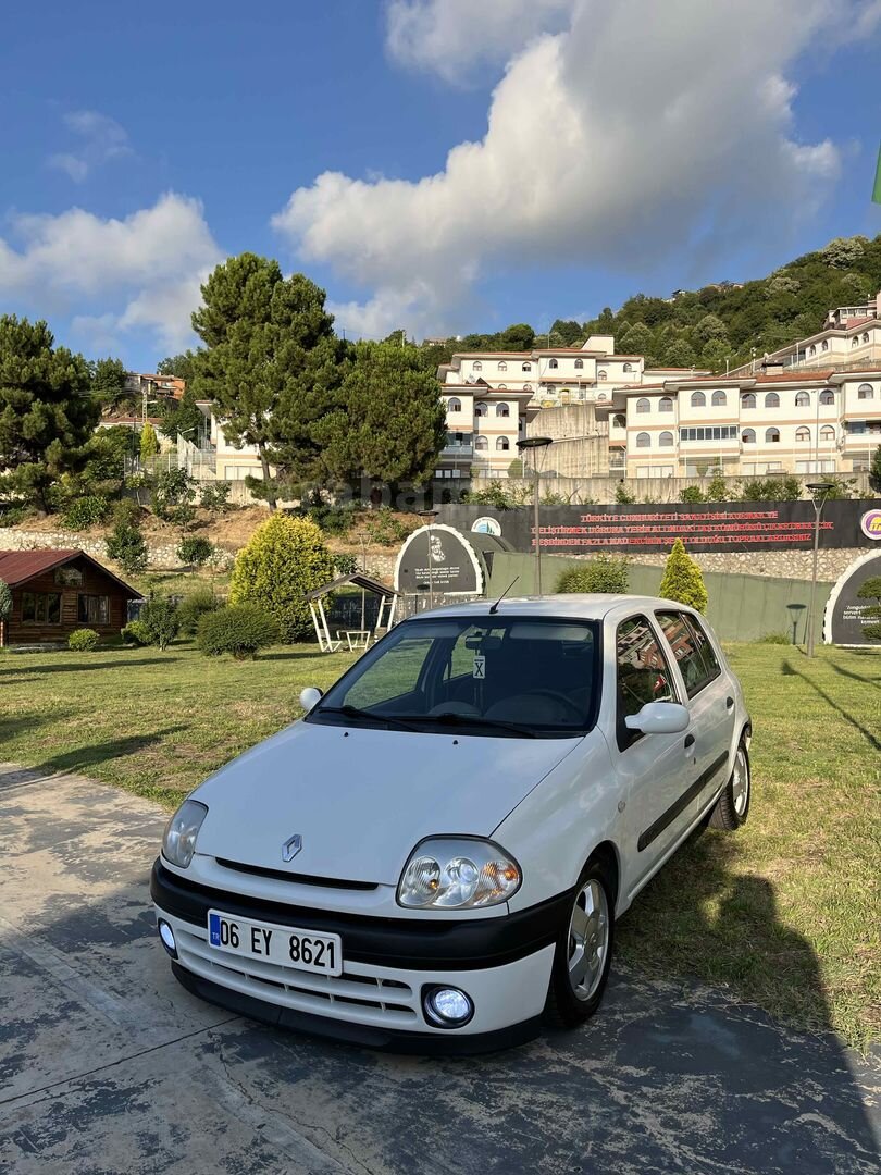 Sahibinden Renault Clio 1.4 RXT 2001 Model Zonguldak 195.000 km Beyaz 3