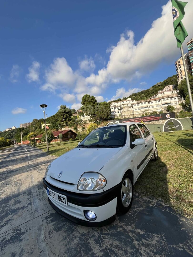 Sahibinden Renault Clio 1.4 RXT 2001 Model Zonguldak 195.000 km Beyaz 1