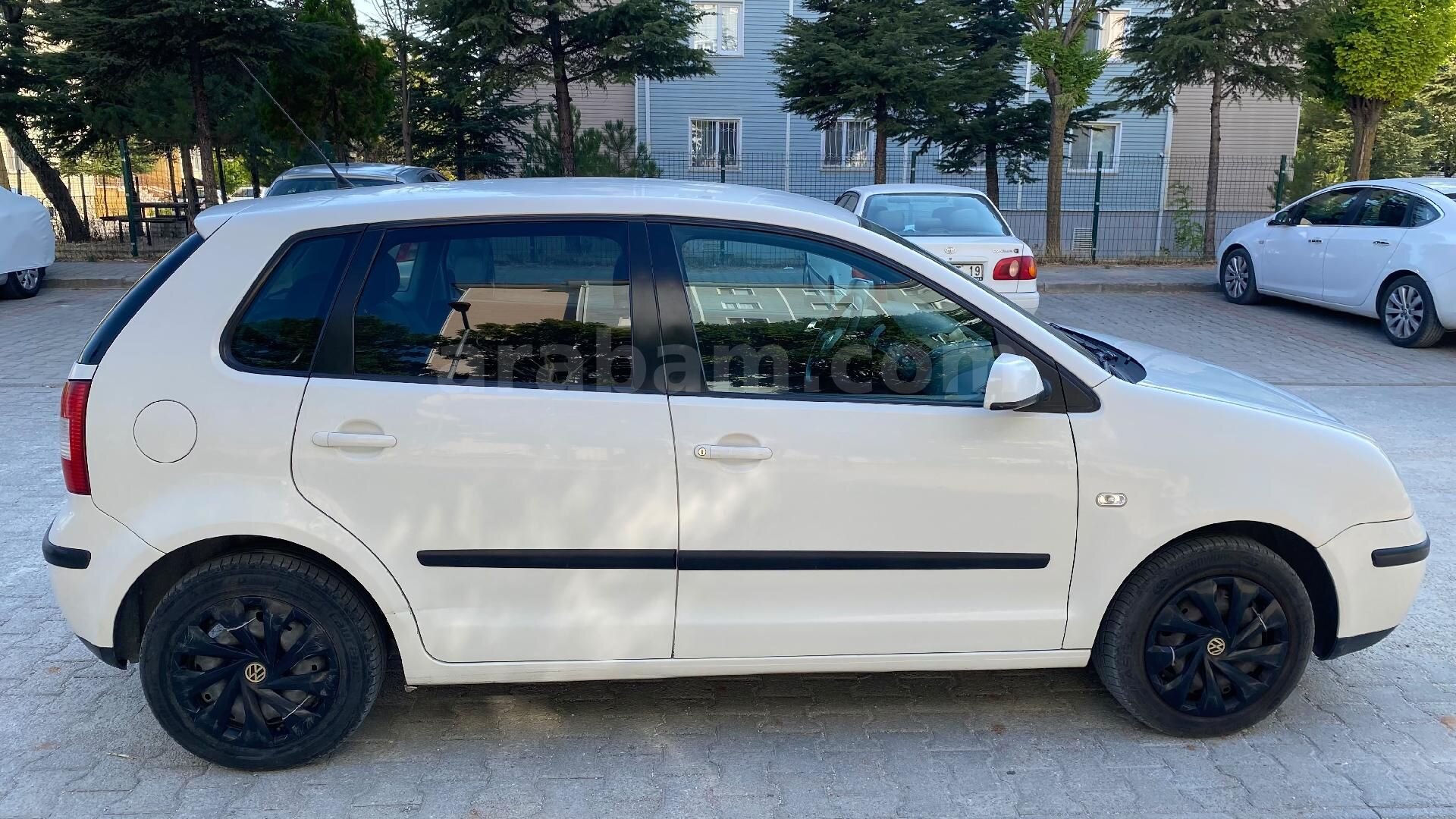 Sahibinden Volkswagen Polo 1.4 Basicline 2004 Model Eskişehir 210.000 km Beyaz 4