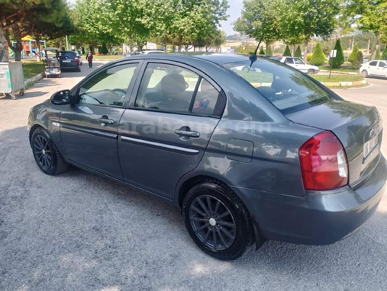 Sahibinden Hyundai Accent Era 1.5 CRDi-VGT Team 2006 Model Çorum 219.600 km Gri