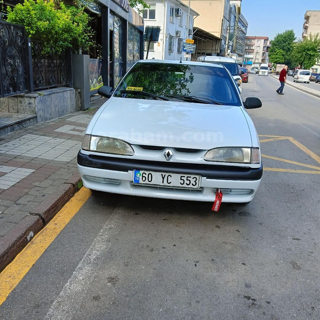 Sahibinden Renault R 19 1.6 Europa RT 1995 Model Bursa 318.000 km Beyaz 7