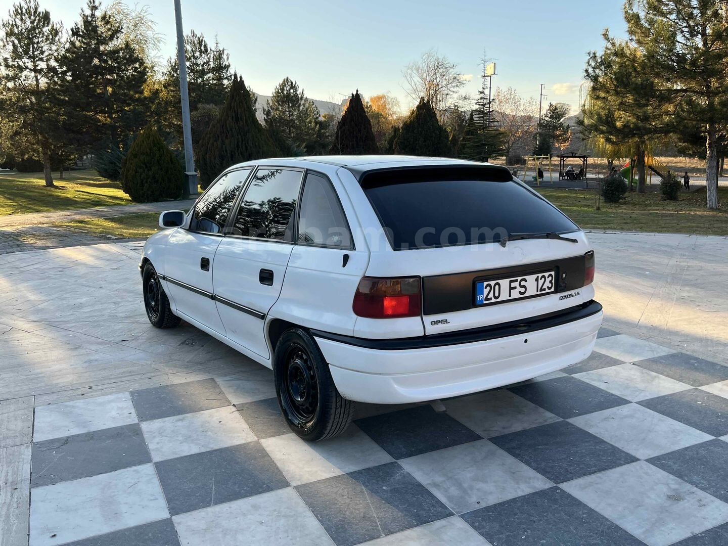 Sahibinden Opel Astra 1.4 GL 1995 Model Afyonkarahisar 330.000 km Beyaz 5
