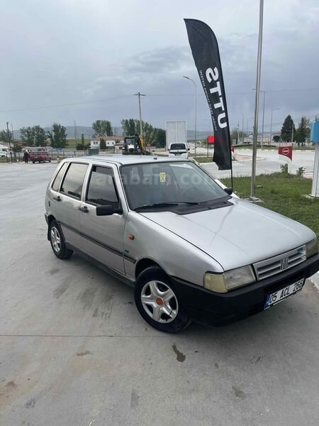 Sahibinden Fiat Uno 1.4 ie SX 2000 Model Çorum 238.000 km Gri