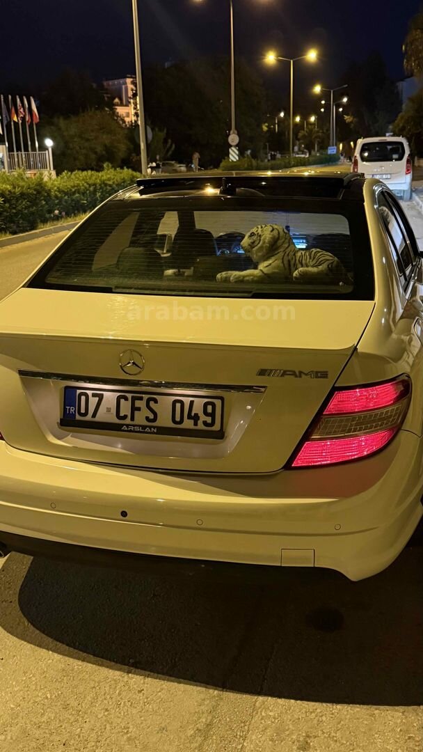 Sahibinden Mercedes - Benz C 180 Kompressor GP 2010 Model Antalya 224.500 km Beyaz 3