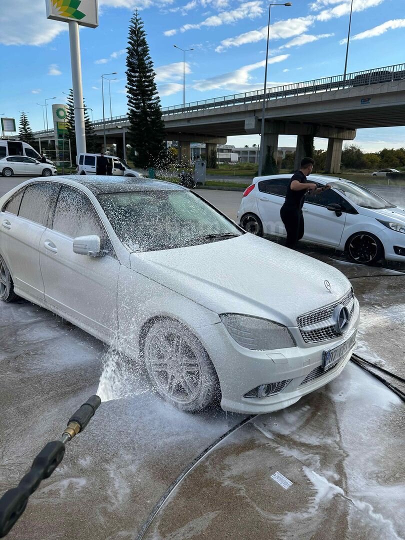 Sahibinden Mercedes - Benz C 180 Kompressor GP 2010 Model Antalya 224.500 km Beyaz 5