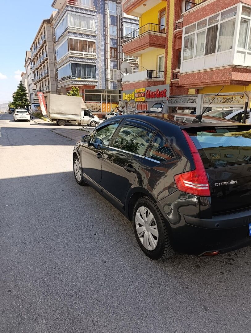 Sahibinden Citroen C4 1.6 SX 2008 Model Ankara 174.000 km Siyah 7