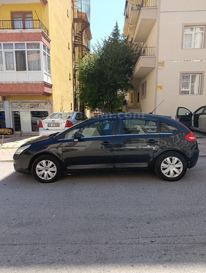 Sahibinden Citroen C4 1.6 SX 2008 Model Ankara 174.000 km Siyah 6