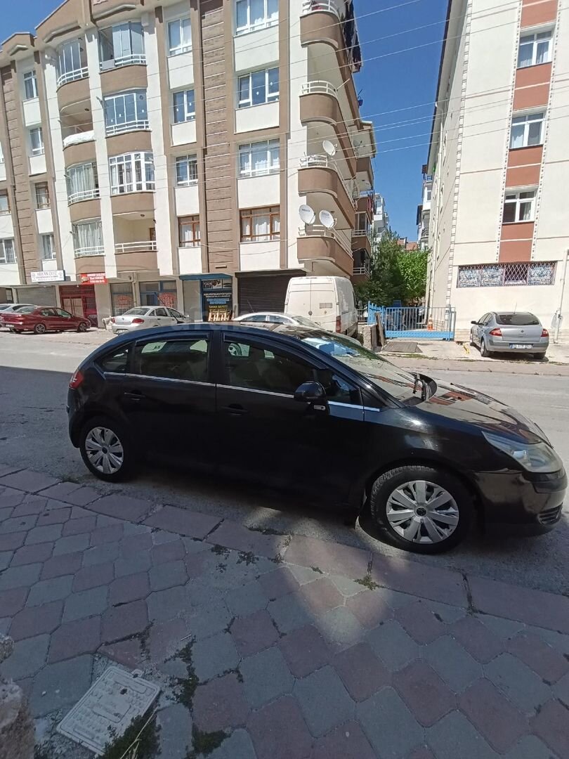 Sahibinden Citroen C4 1.6 SX 2008 Model Ankara 174.000 km Siyah 3