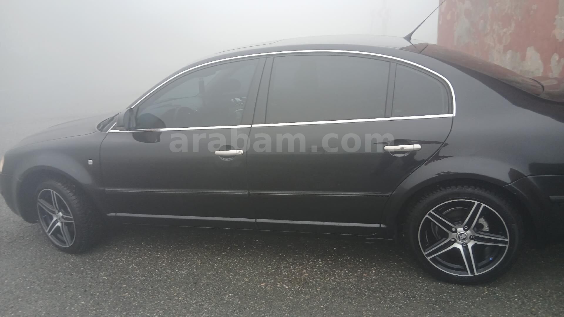 Sahibinden Skoda SuperB 1.9 TDI Comfort 2008 Model Trabzon 350.000 km Siyah 2