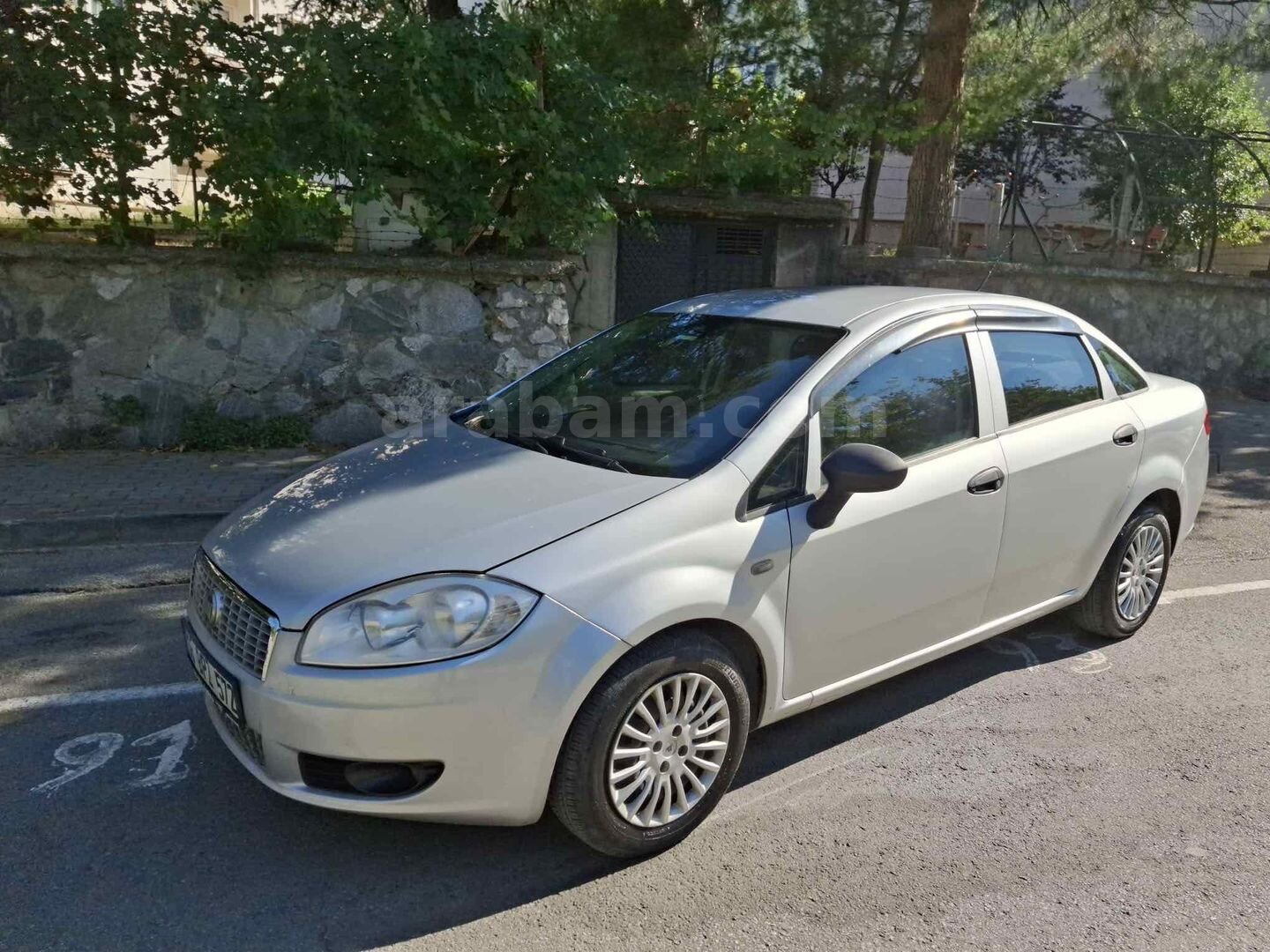 Sahibinden Fiat Linea 1.3 Multijet Active 2010 Model Bursa 294.000 km Gri 3