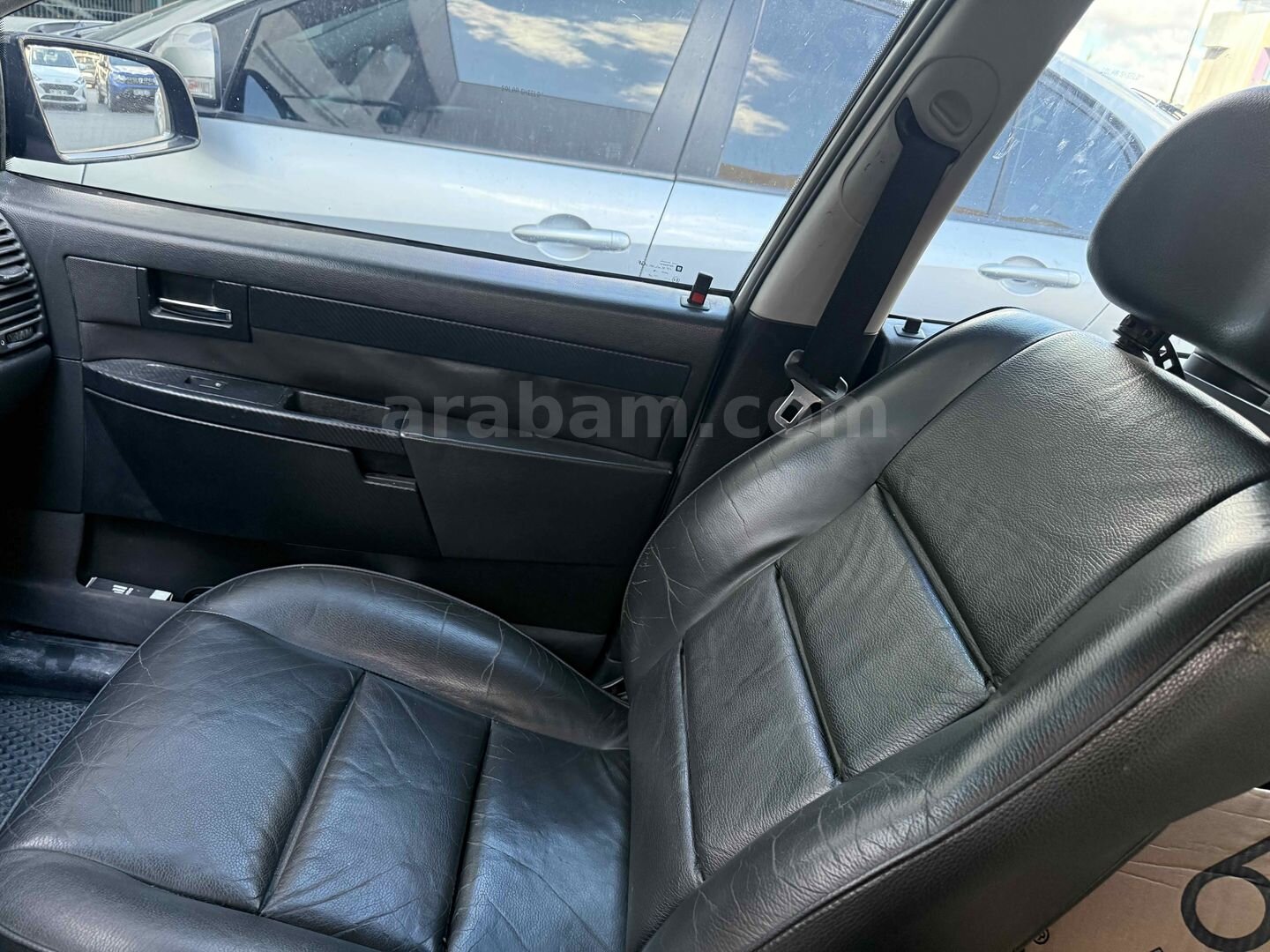 Sahibinden Opel Omega 2.6 Elegance 2003 Model İstanbul 436.500 km Siyah 3