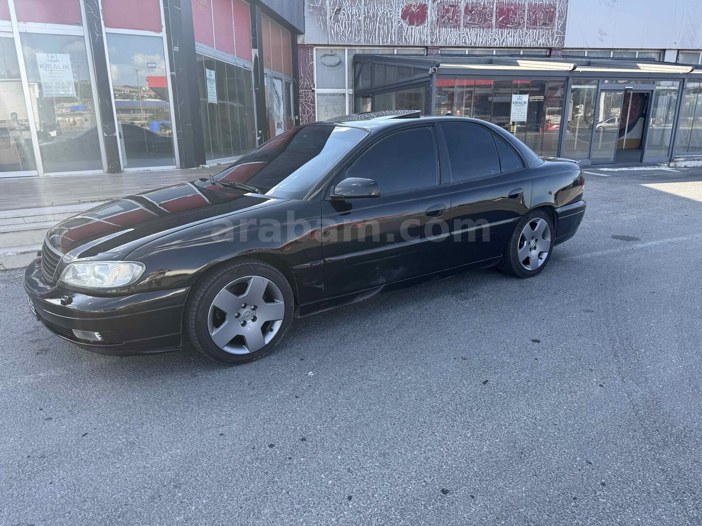 Sahibinden Opel Omega 2.6 Elegance 2003 Model İstanbul 436.500 km Siyah 1