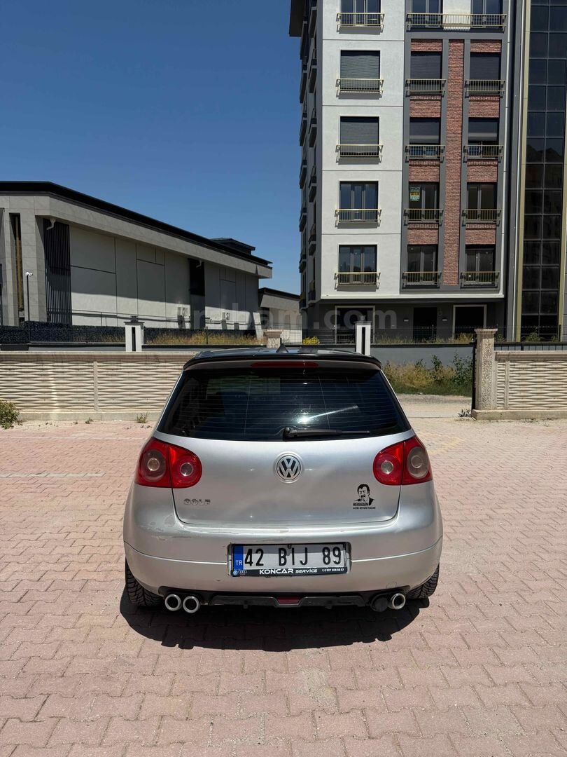 Sahibinden Volkswagen Golf 1.6 FSi Midline 2005 Model Konya 286.000 km Gri (Gümüş) 4