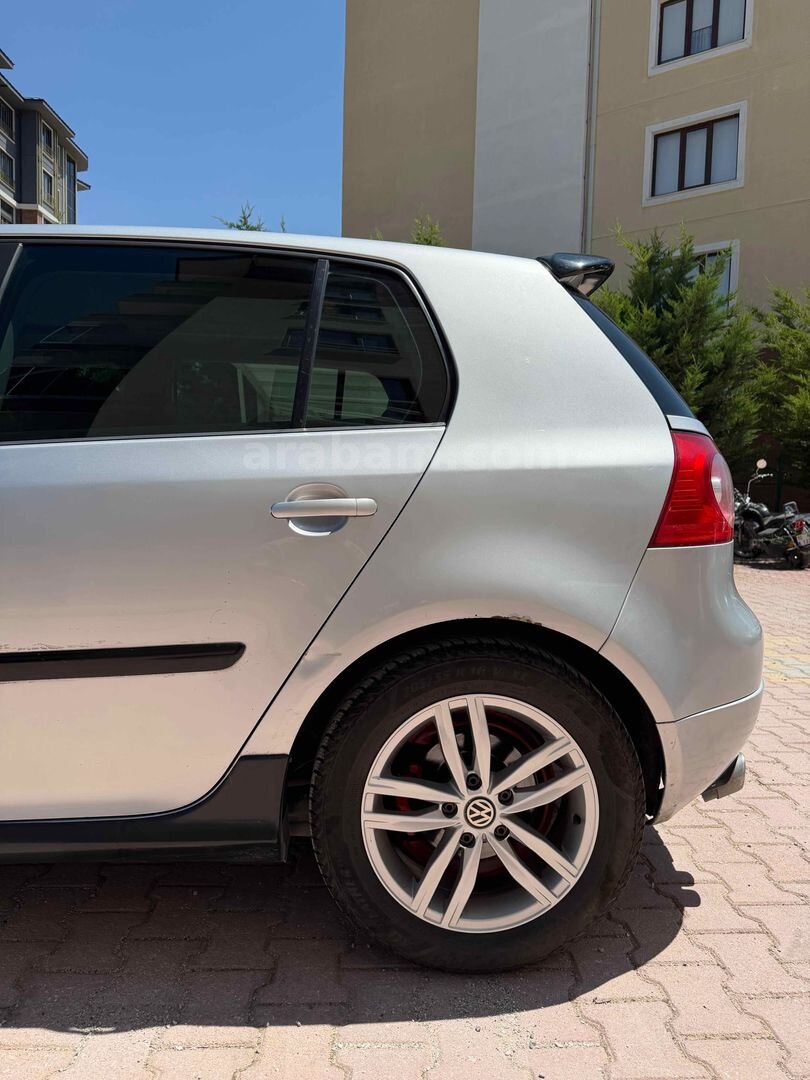 Sahibinden Volkswagen Golf 1.6 FSi Midline 2005 Model Konya 286.000 km Gri (Gümüş) 6