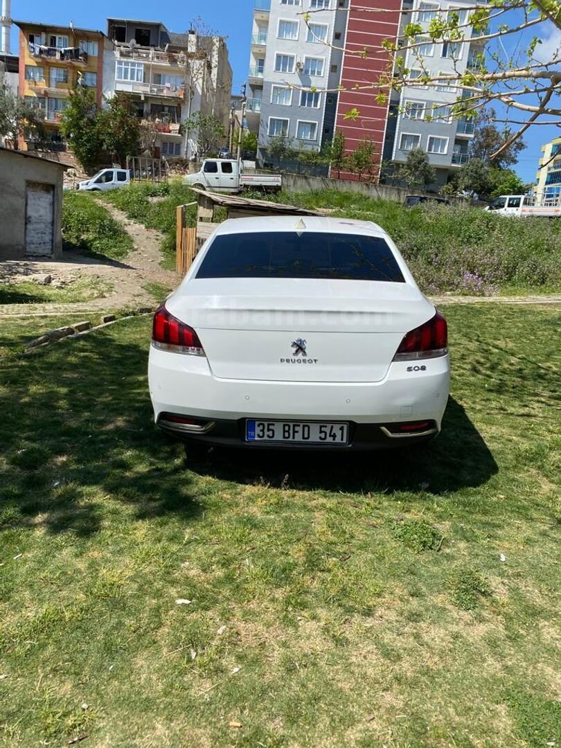 Sahibinden Peugeot 508 1.6 BlueHDi Business 2017 Model İzmir 176.000 km Beyaz 4