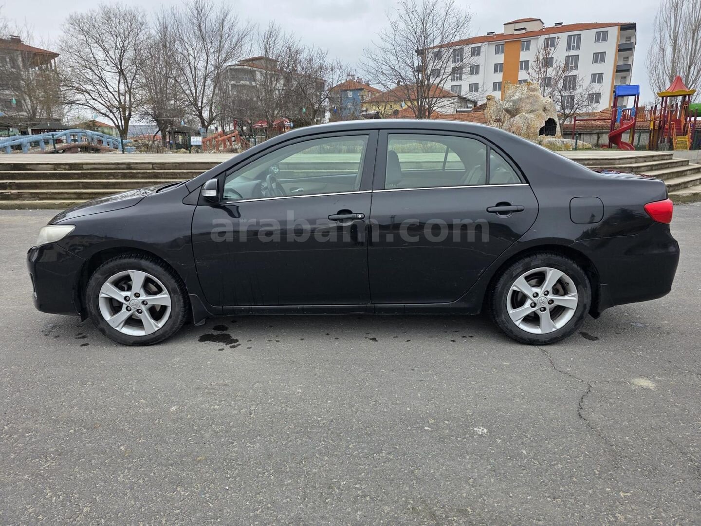 Sahibinden Toyota Corolla 1.6 Elegant 2011 Model Yozgat 199.000 km Siyah 4