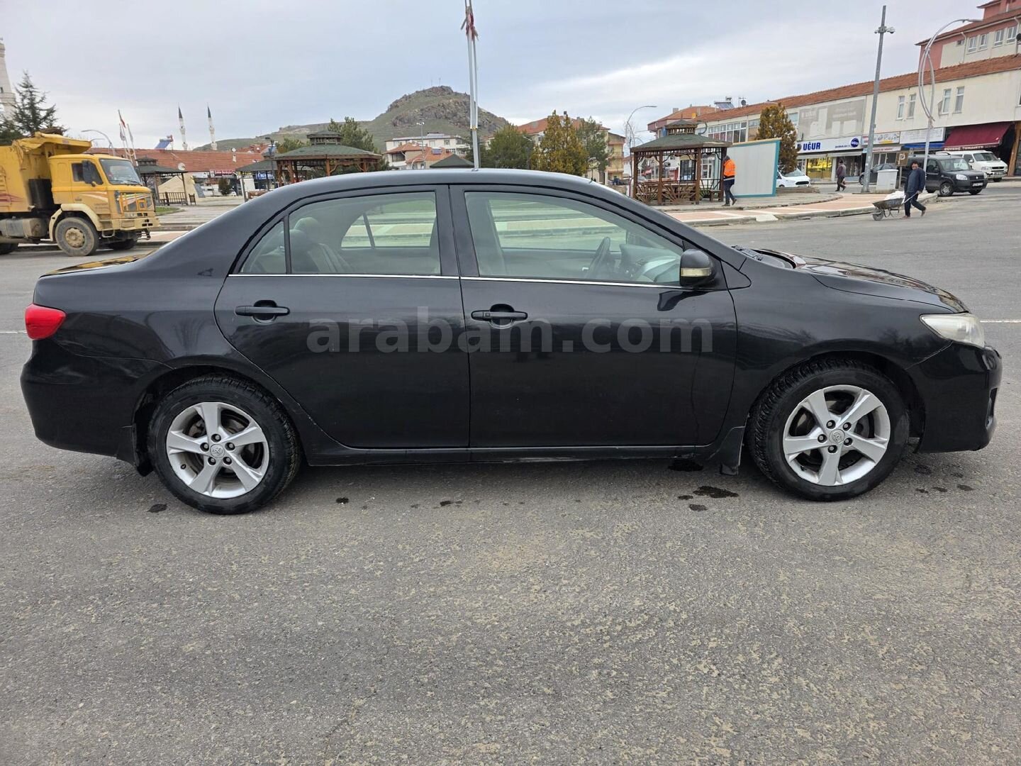 Sahibinden Toyota Corolla 1.6 Elegant 2011 Model Yozgat 199.000 km Siyah 2